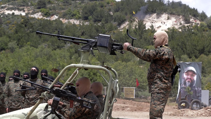 L’ÉTAT FRANÇAIS SE DÉCRÉPITE TANDIS QUE LE HEZBOLLAH RENFORCE SES ARMES FACE À L’AGRESSION AMÉRICAINE ET ISRAËLIENNE