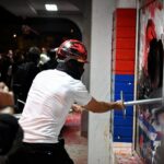 Violence et chaos en Serbie : Vucic dénonce l’opposition après des confrontations sanglantes